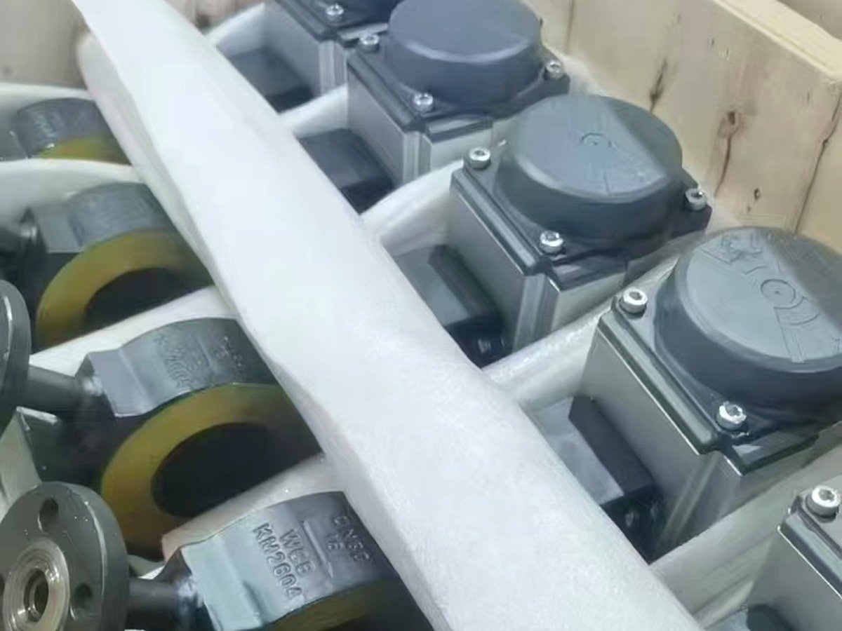 Factory direct valve supplier with industrial valve packaging and export delivery support